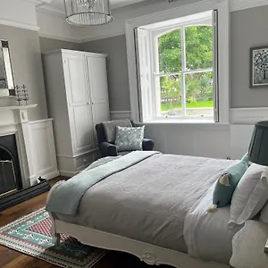 kenilworth-square-north-apartment.dublin-hotelsweb.com/